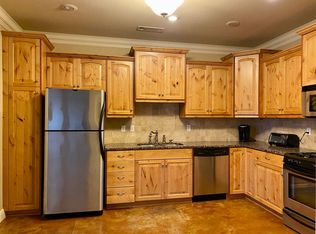 240 E Township St #202, Fayetteville, AR 72703