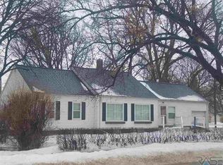 340 E Washington Ave, Salem, SD 57058