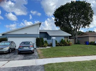 3928 NW 2nd Ct, Deerfield Beach, FL 33442