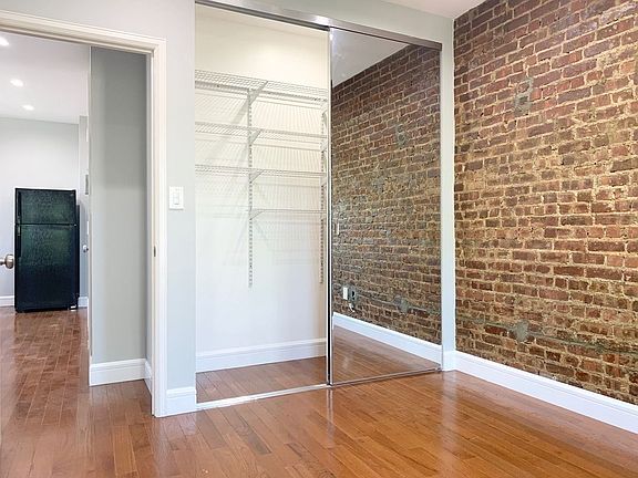 2nd image of 2560 45th St APT 3R