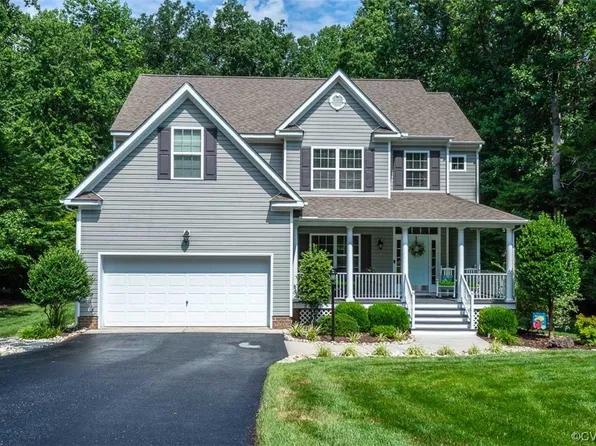 5108 Jenkins Forest Ln, Sandston, VA 23150