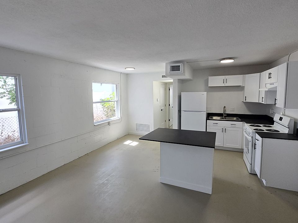 1st image of 144 116th Ave APT 102