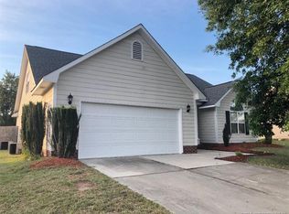 5516 Walking Trail Way, Hope Mills, NC 28348