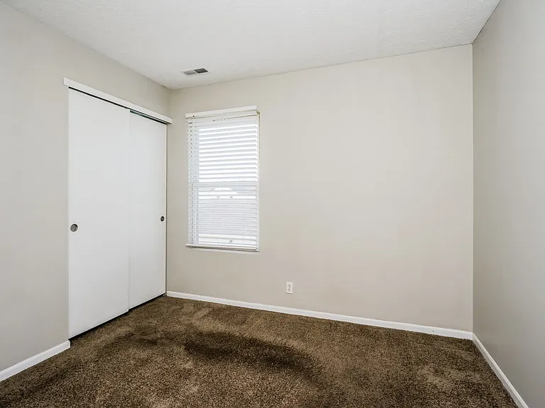6516 Hunters Creek Blvd — Photo 12