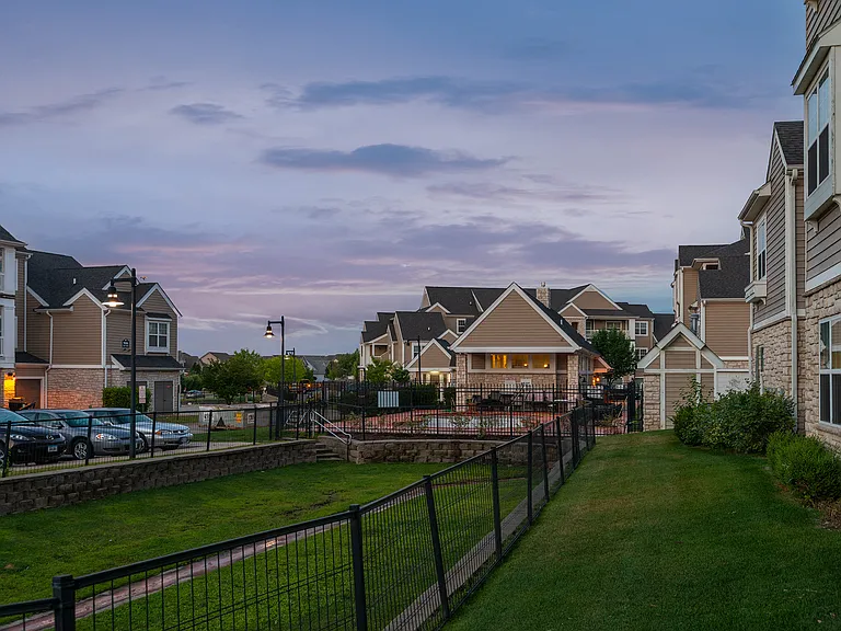 Mansions at Jordan Creek — Photo 27