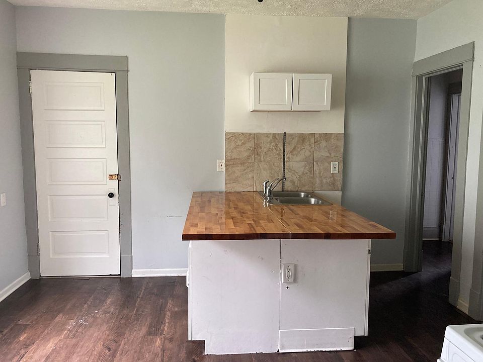 1st image of 1630 10th Ave #2