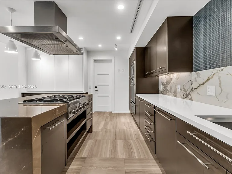 6840 Sunrise Pl — Photo 9