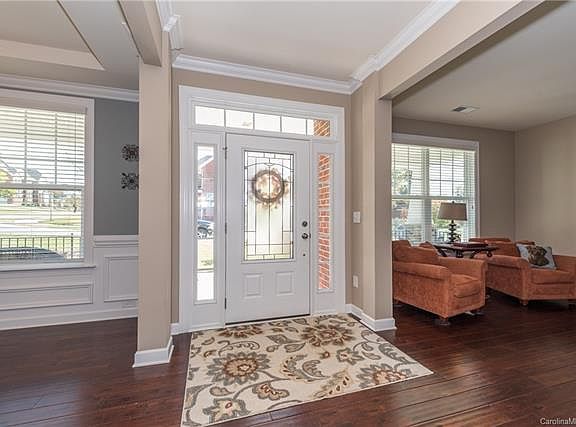 3rd image of 4700 Pearmain Dr