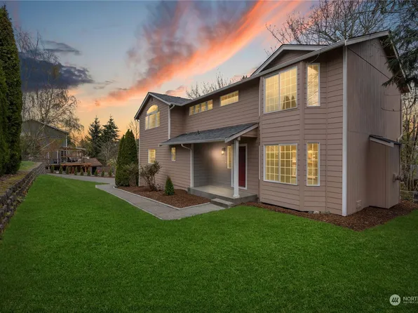 512 21st Avenue Ct E, Milton, WA 98354