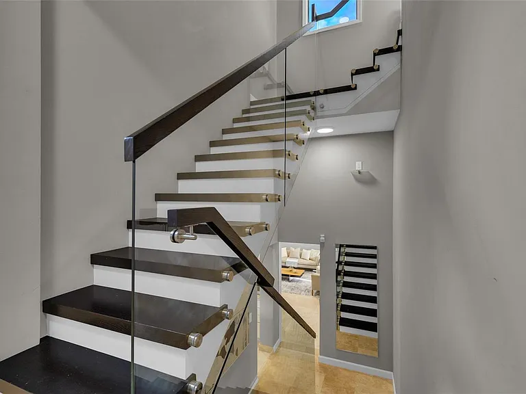 616 Riviera Isle Dr — Photo 85