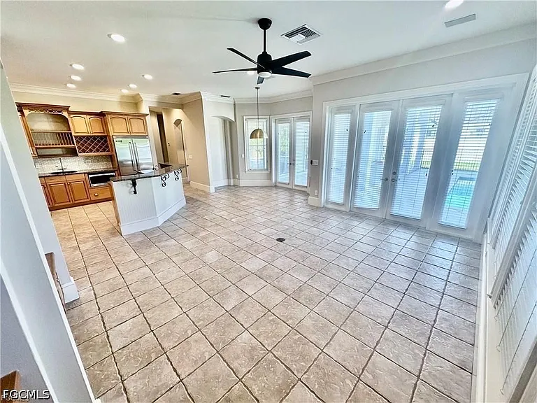 10020 Magnolia Pointe — Photo 15