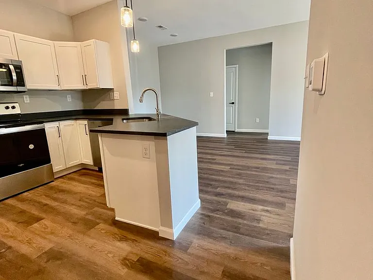 15th Hole Apartments — Photo 28