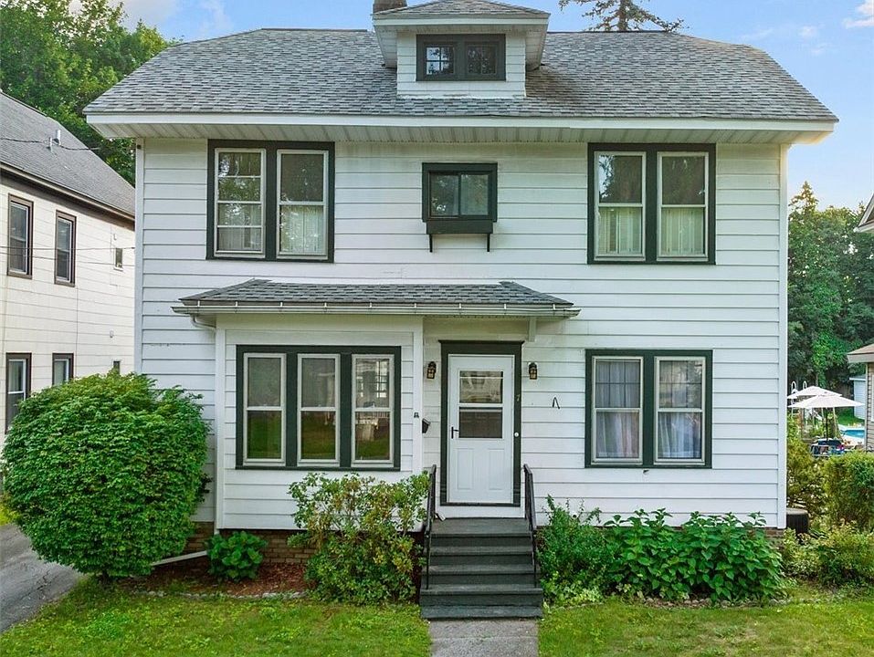 1st image of 7 Huntington Pl