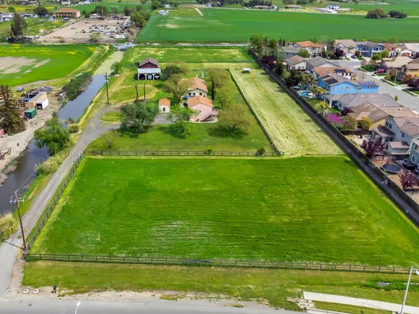 3775 Otis Ave, West Sacramento, CA 95691