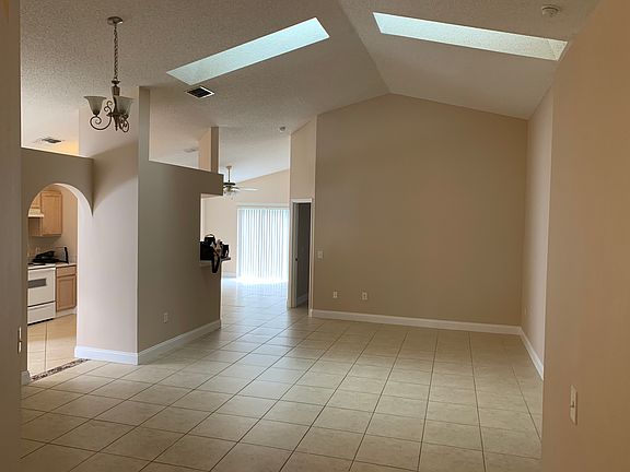 2nd image of 14540 Lake Price Dr