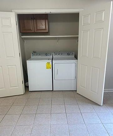 5th image of 6044 Bellaire Dr