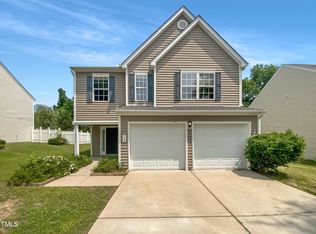 735 Sycamore Springs Dr, Fuquay Varina, NC 27526