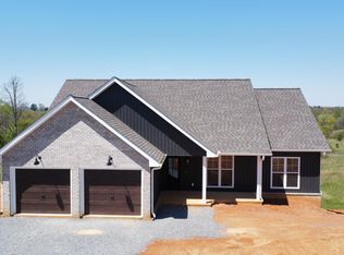 207 Katie Ln, Chuckey, TN 37641