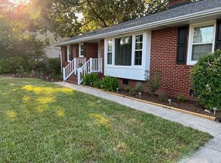 1105 Yorktown Rd, Yorktown, VA 23693