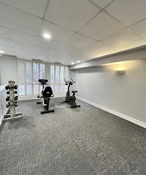 906 N Doheny Dr #512 — Photo 38