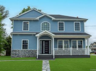 139 maple Avenue, Bethpage, NY 11714