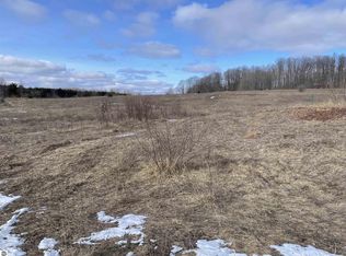 7922 Mapleleaf Dr, Traverse City, MI 49684