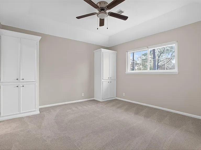 112 Kirkwood Ln — Photo 37