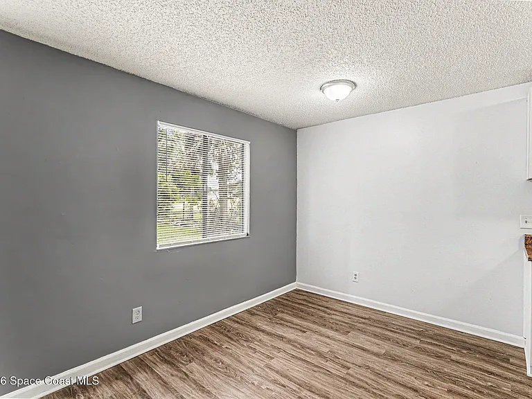 2181 Agora Cir SE #106 — Photo 5