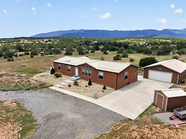 13 Crystal Gardens Ln, Tijeras, NM 87059