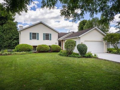 232 Yarrow Hill Dr, Cottage Grove, WI, 53527