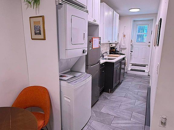 2nd image of 580 Union St APT 1
