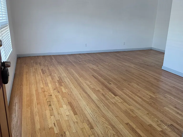 4028 Perlita Ave — Photo 2