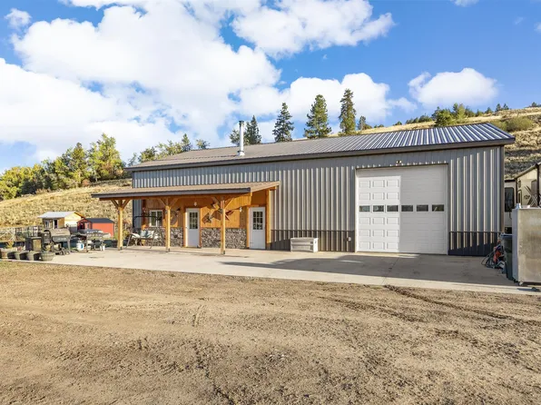 1073 N Burnt Fork Rd, Stevensville, MT 59870