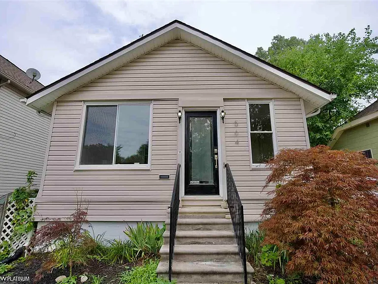 564 Stratford Rd — Photo 21