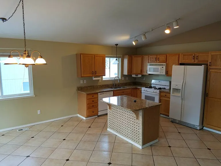 18800 Danny Dr #18800 — Photo 6