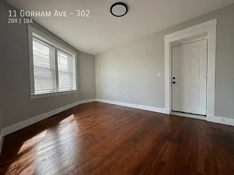 11 Gorham Ave #302 — Photo 9
