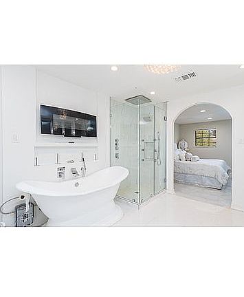 Master bath