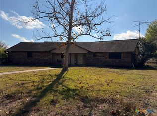996 Carefree Dr, Victoria, TX 77905