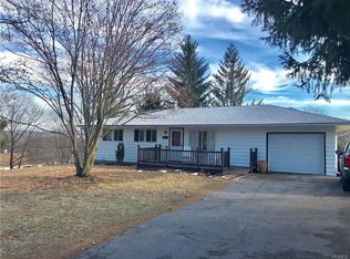 8 Cooper Dr, Monroe, NY 10950