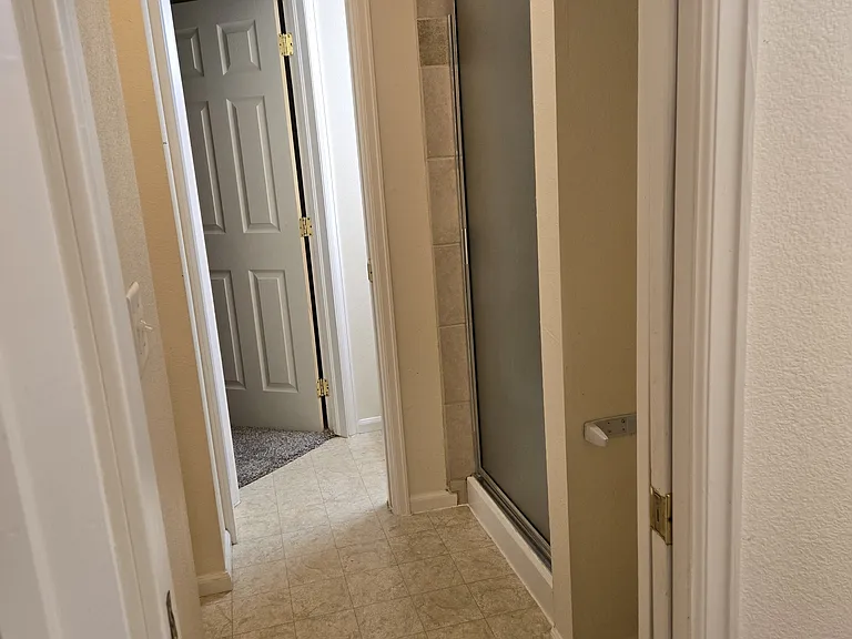 2702 Rigden Pkwy #E2-1 — Photo 14