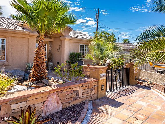 5th image of 3250 Feather Palm Ln