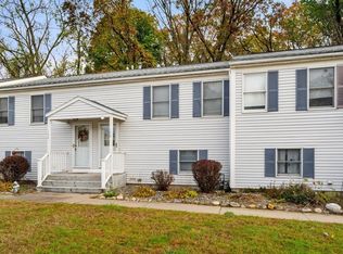 148 Riviera Dr, Agawam, MA 01001