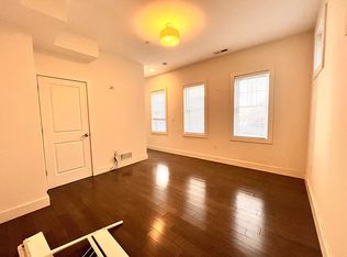 51 Pitman St #3, Somerville, MA 02143