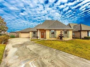127 Bryce Ln, Houma, LA 70360