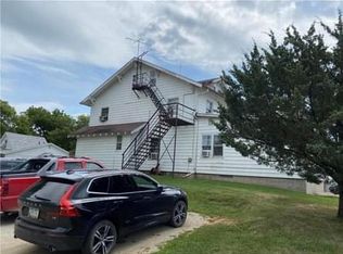 207 NW 2nd St #7, Greenfield, IA 50849