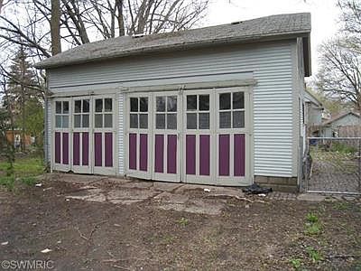 3rd image of 1310 College Ave NE