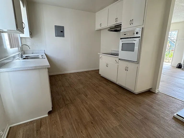 7701 Franklin St #6 — Photo 20