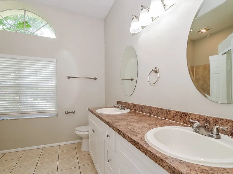 1176 Countrywind Dr — Photo 9