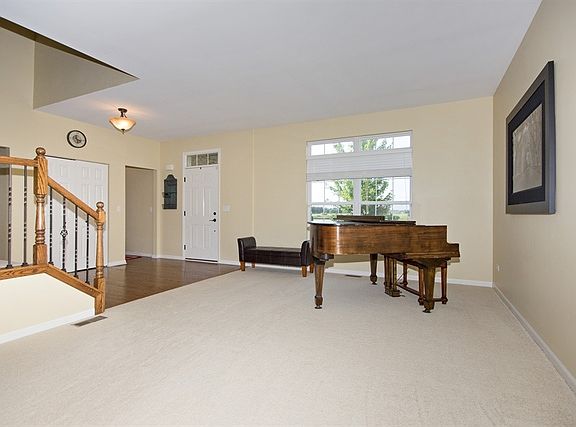 3rd image of 6701 Drumm Ct