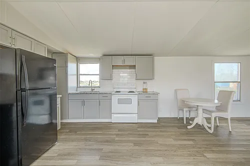 614 Road 5707 Photo 1